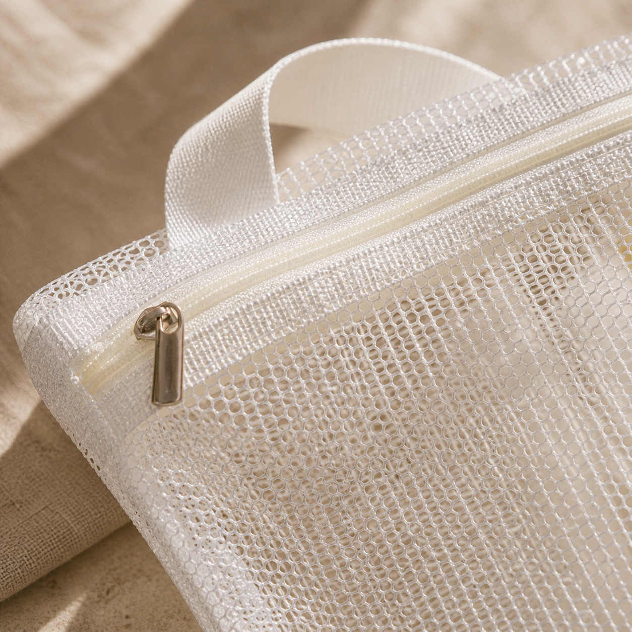 Mesh Beauty Bag – White